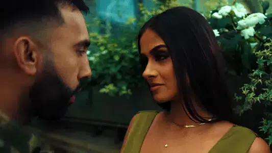 Behzubaan Cover